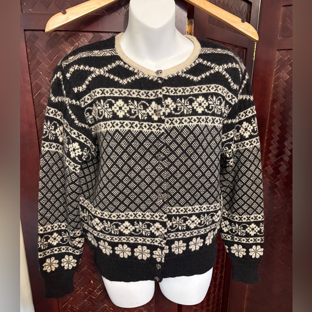Vintage GAP 100% wool cardigan small medium excellent condition Norwegian style